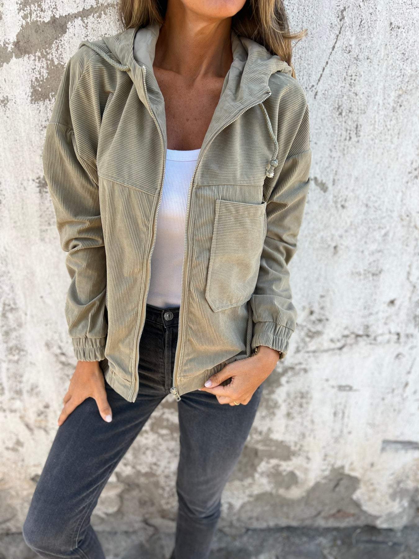 Ariellee™ - Freizeitjacke mit Kapuze und Reißverschluss